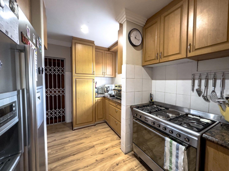 To Let 3 Bedroom Property for Rent in Van Riebeeckshof Western Cape